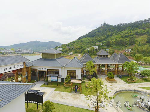 依朵云山庄内景一角