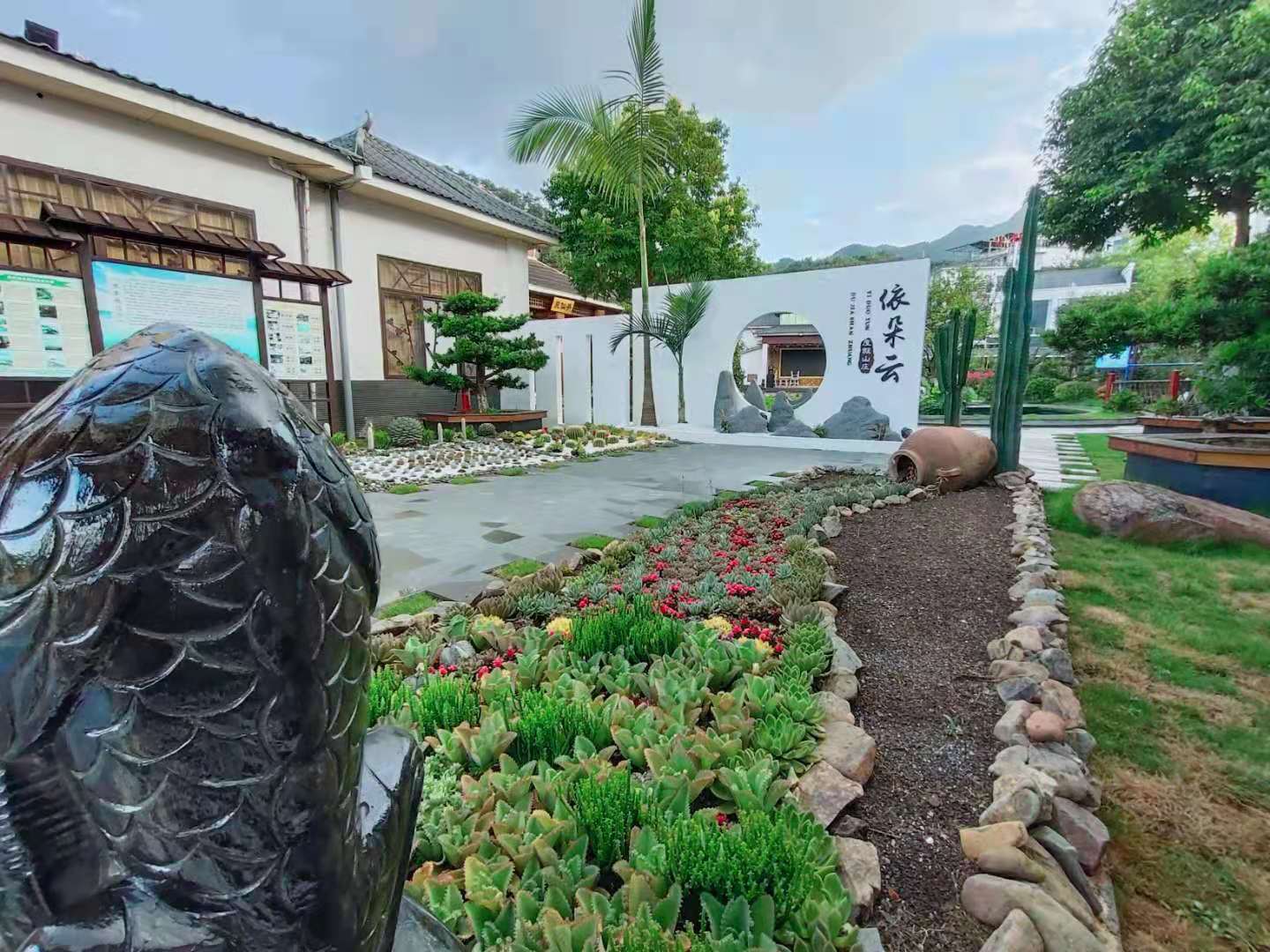 资兴市依朵云山庄有限公司,资兴市依朵云山庄,依朵云山庄,景区山庄,餐饮,住宿,东江湖景区住宿哪家好